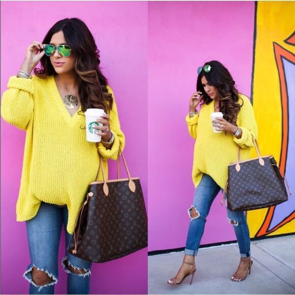 Zara Oversized Yellow Knit V-Neck Sweater - Picture 1 of 11